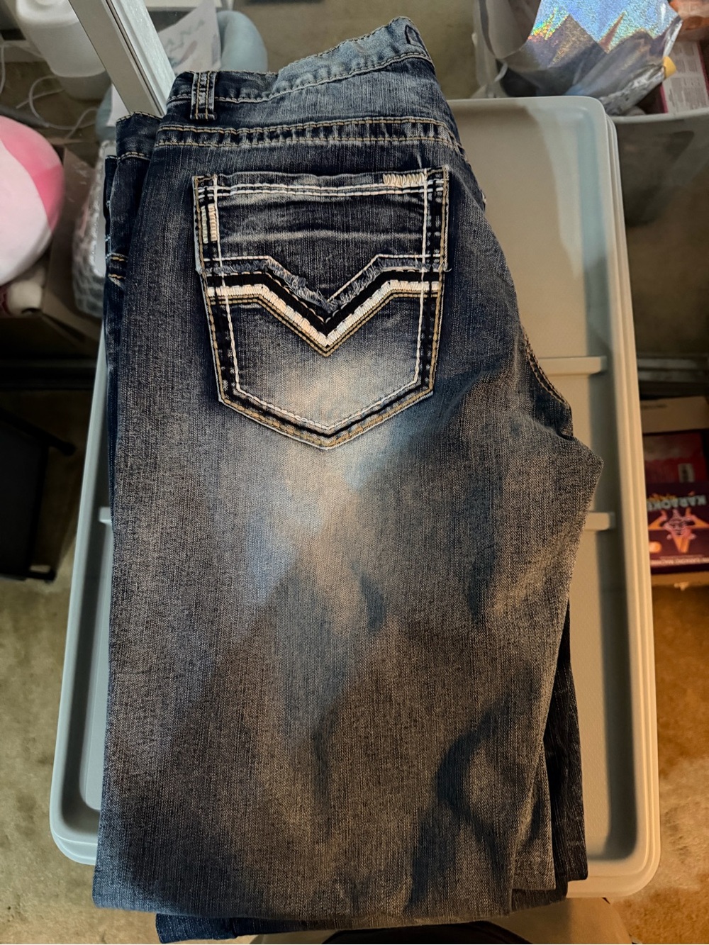 Men's True Luck Dark Wash Blue Jeans with Embroidered Back Pocket